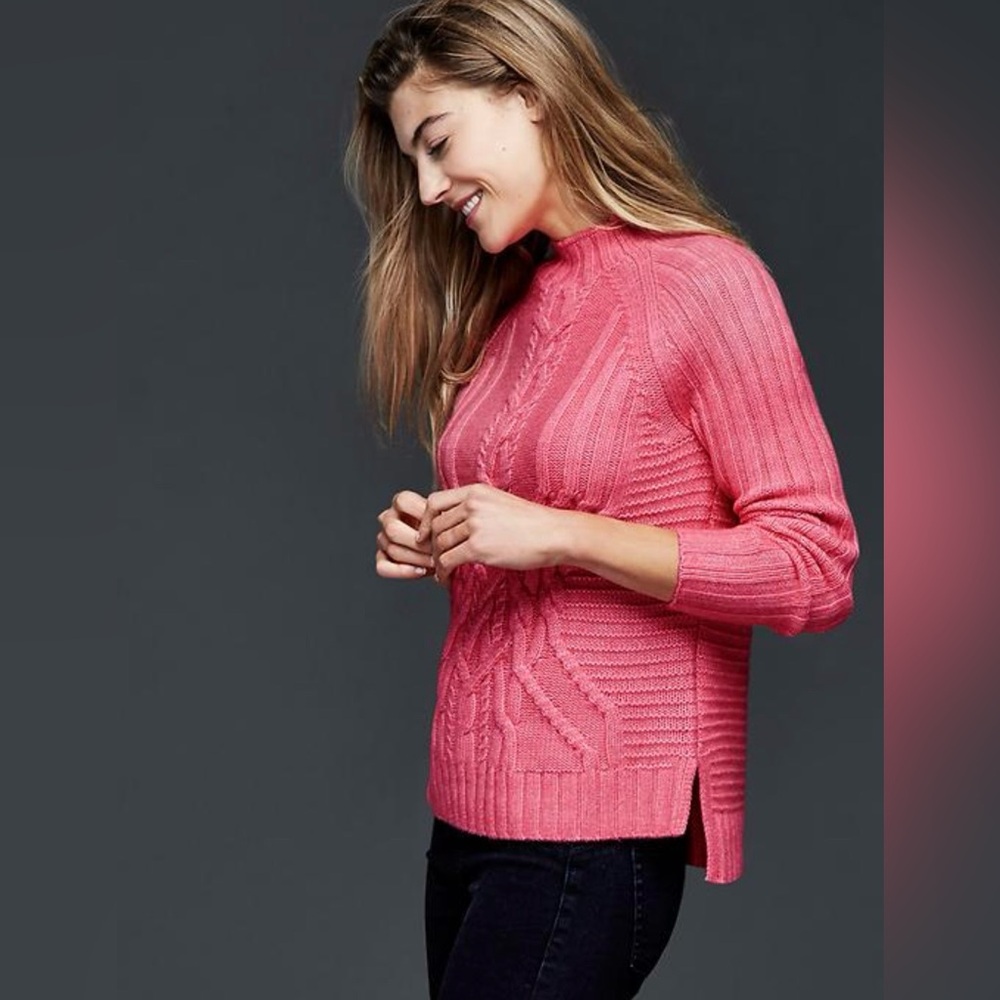 GAP Women's Vibrant Pink Turtleneck Sweater